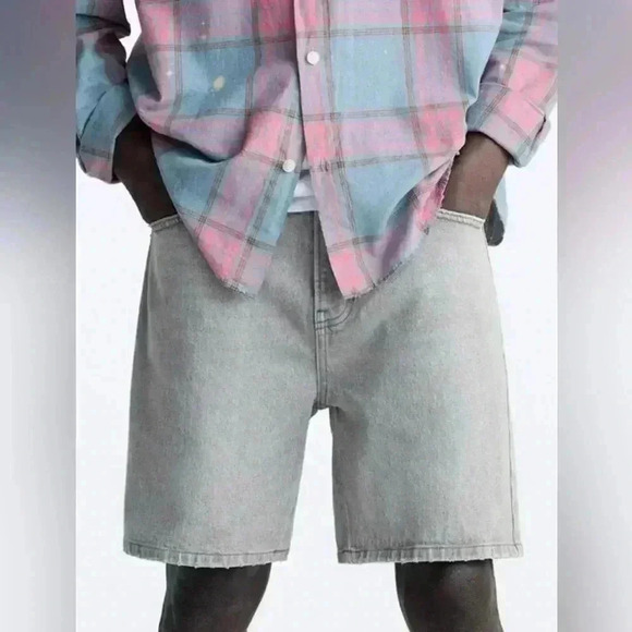 Zara Men’s Basic Denim Shorts size 30 in Gray - Picture 1 of 11